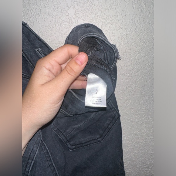 Kendall + Kylie Black Distressed Retro Jeans Ripped Skinny Mid Rise Size 9 - Picture 10 of 11